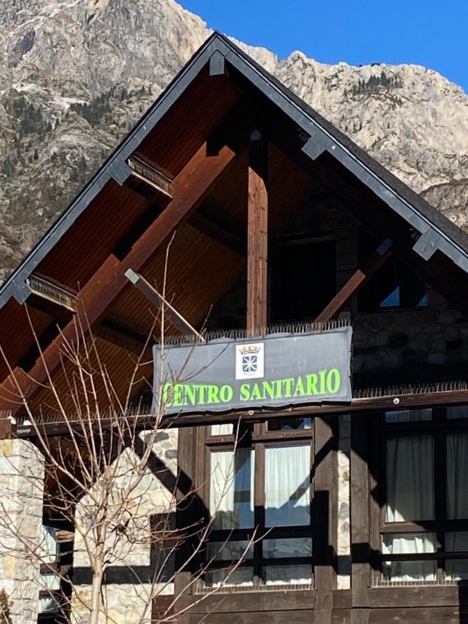 Ferienwohnung Check-In Casas Cumbre De Benasque Eriste Exterior foto