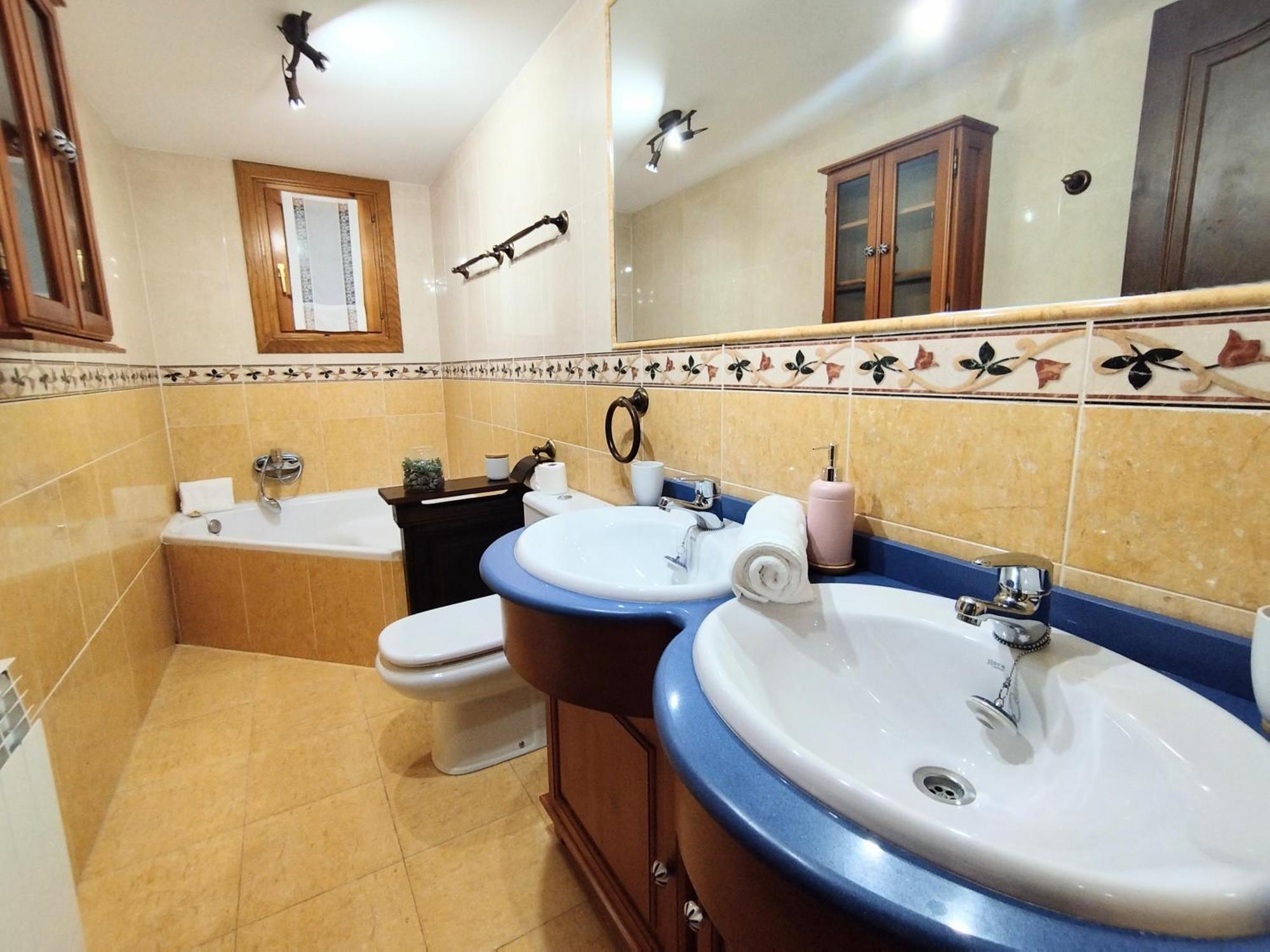 Ferienwohnung Check-In Casas Cumbre De Benasque Eriste Exterior foto